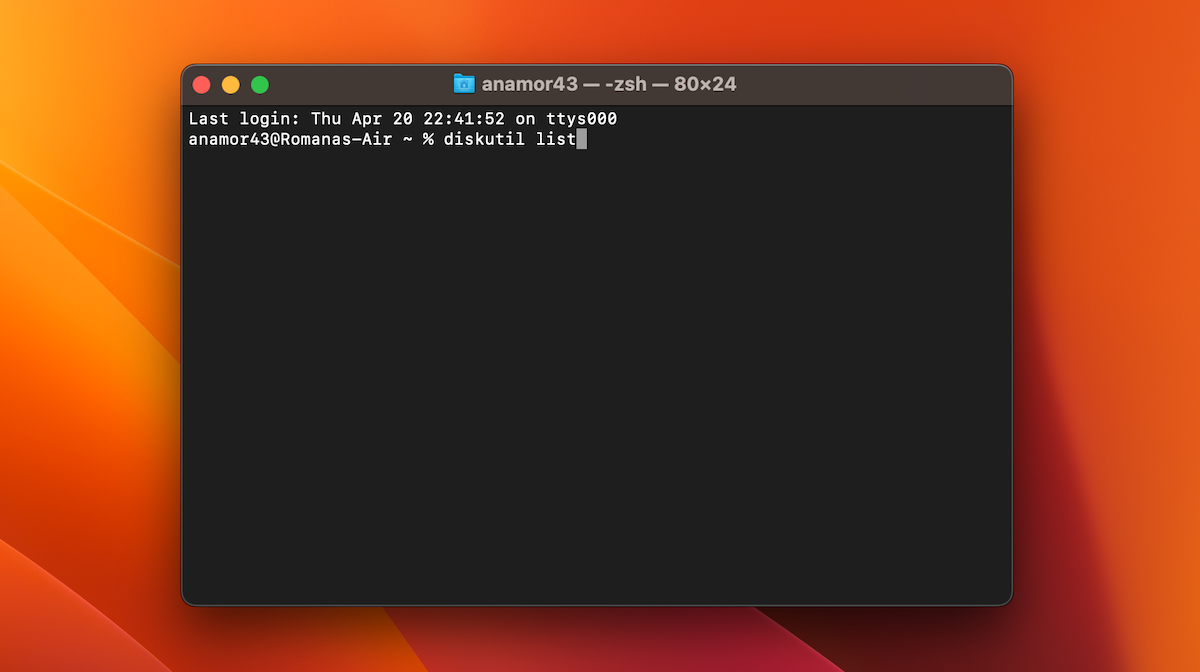 diskutil list terminal 
