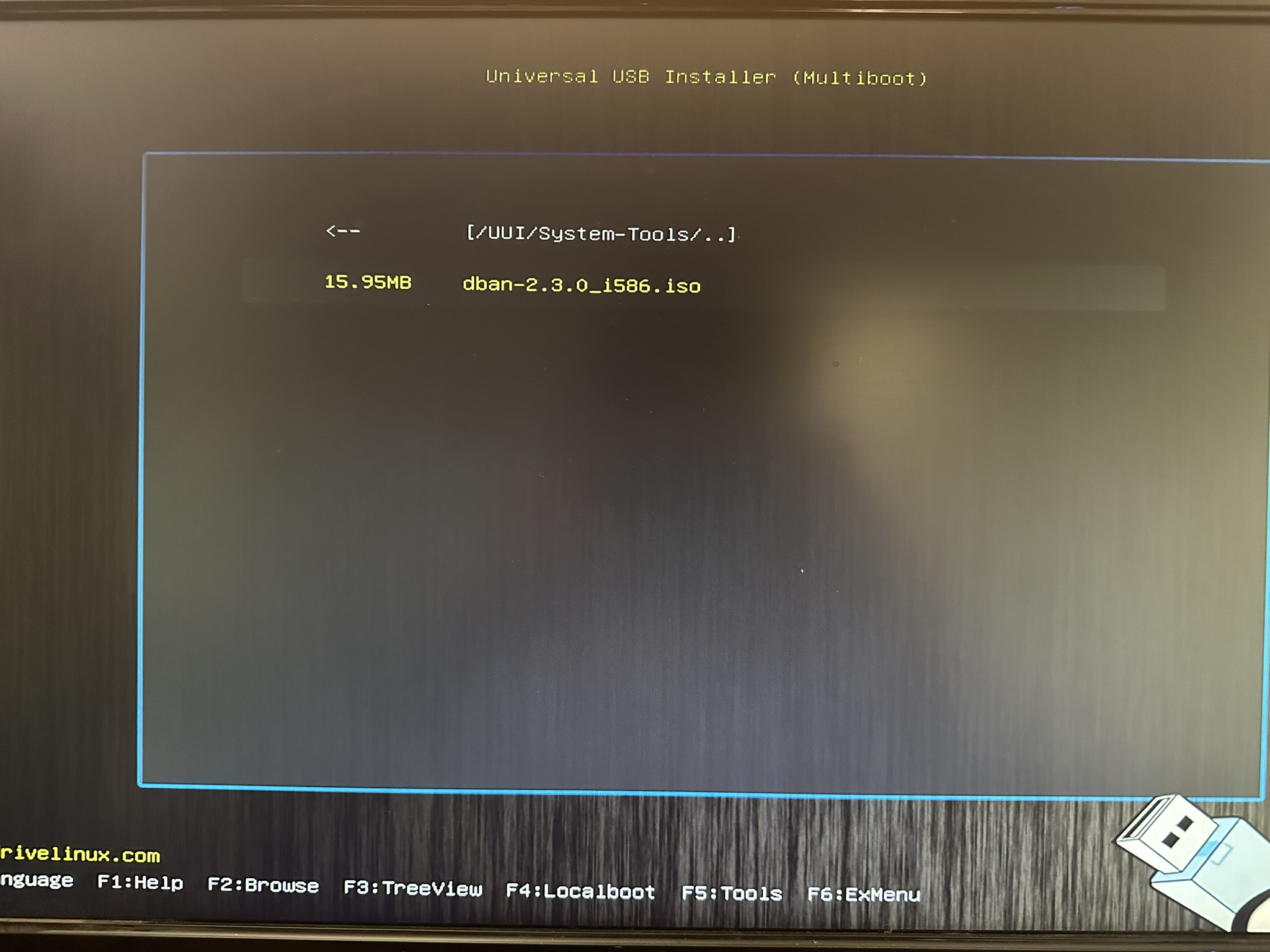 Universal USB Installer (Multiboot) showing the selection of a DBAN ISO file (dban-2.3.0_i586.iso).