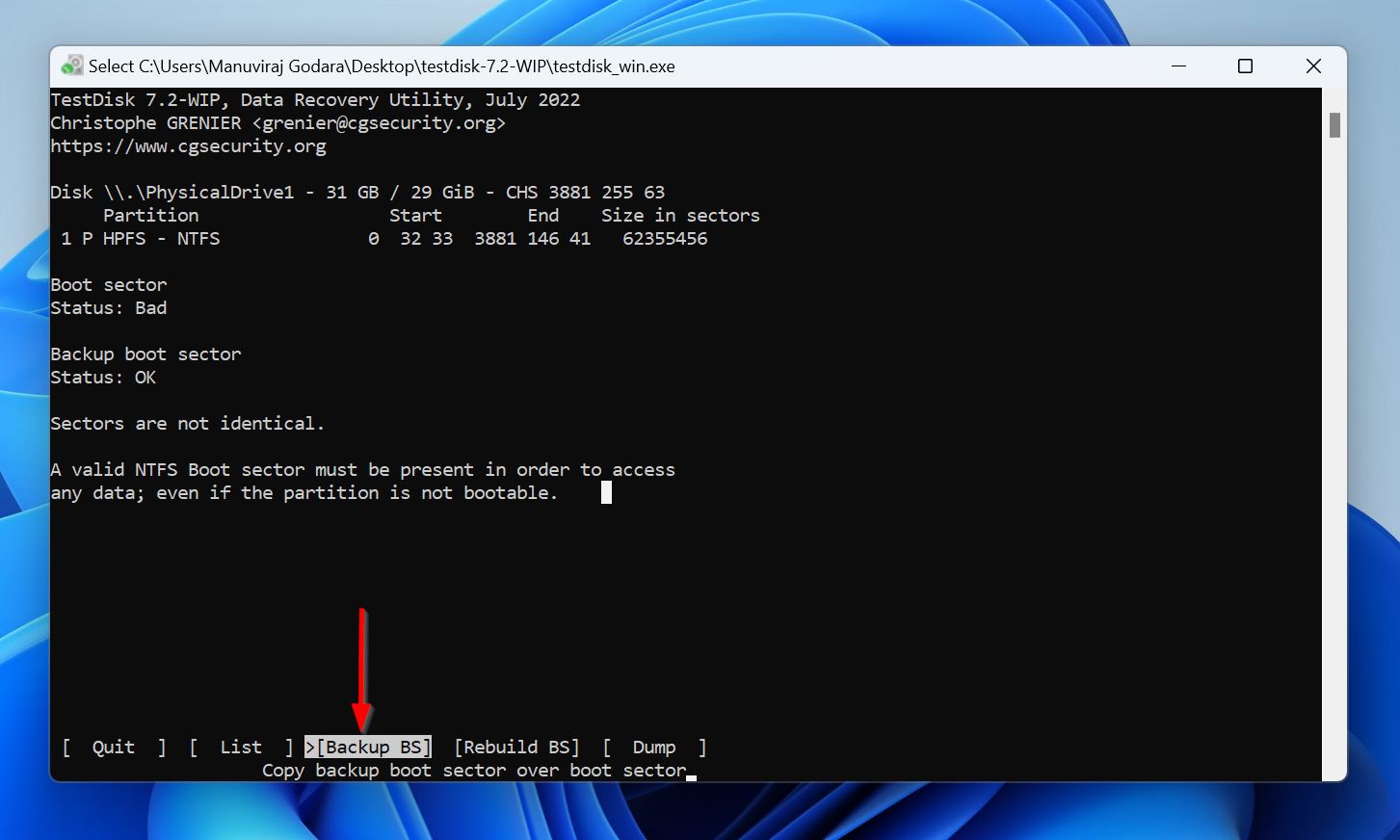 TestDisk window displaying a bad boot sector and a valid backup boot sector.